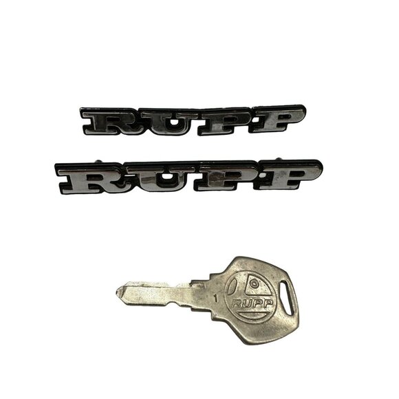 2 Vintage Rupp snowmobile Metal Emblems Badge Logos and a key. - Picture 4 of 9